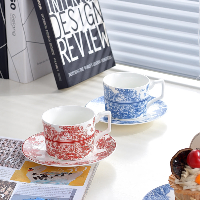 A High-End Gift Box Featuring a Retro-Style Ceramic Cup Set, Perfect for Tea Or Coffee, Including a Saucer And a Water Cup